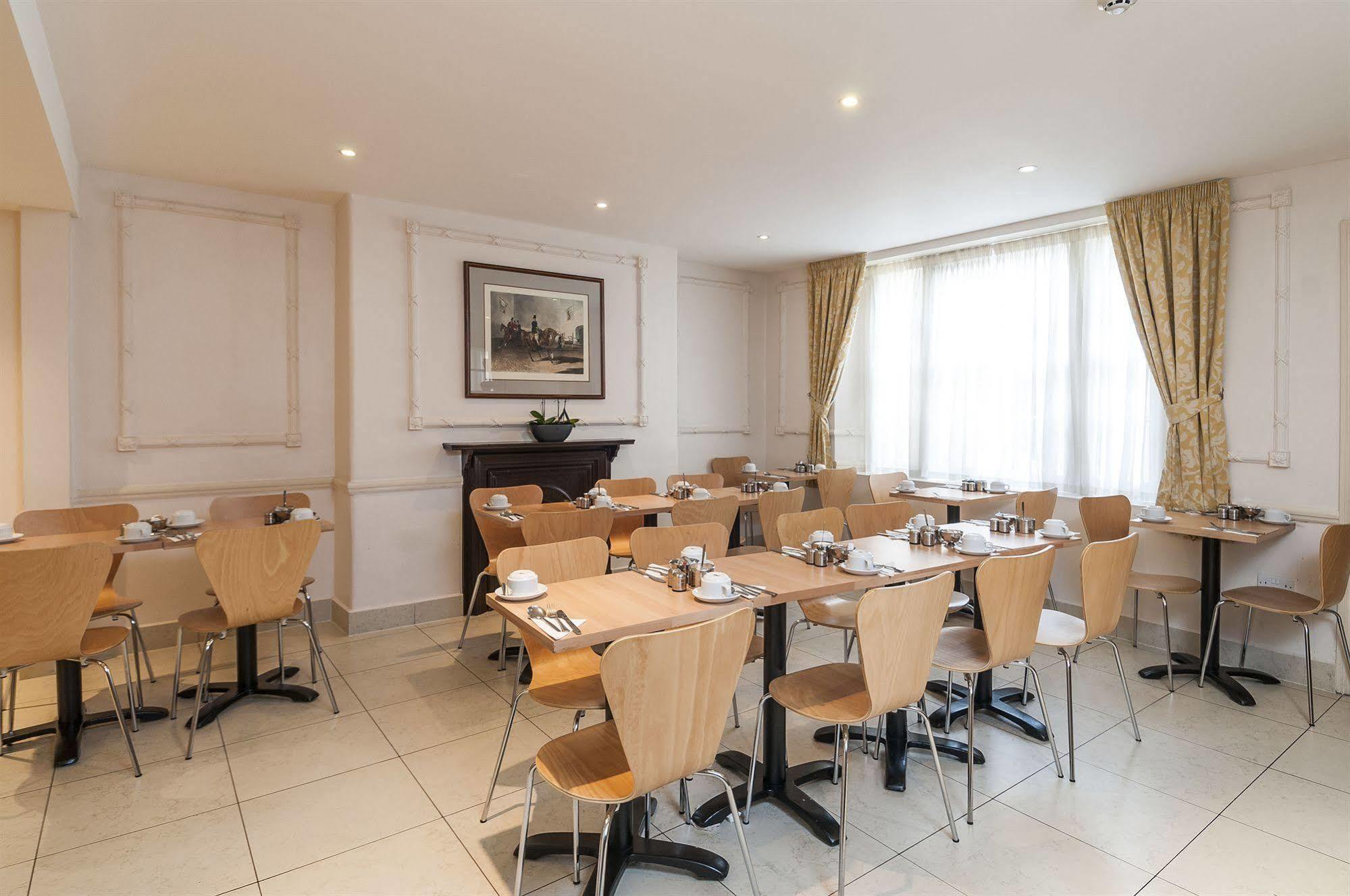 Rose Park Hotel London Bagian luar foto